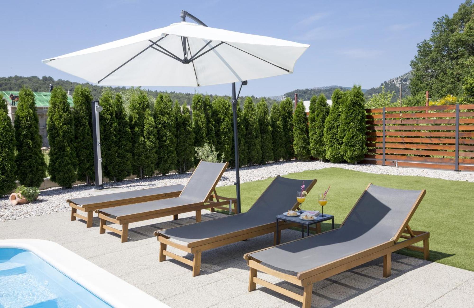 Holiday Home Eb With Heated Pool Gata Extérieur photo